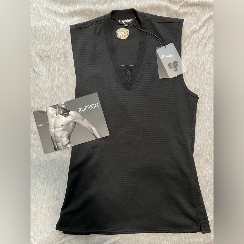 Rufskin Fitness Tank
Size: Small
Color: Black
Fabric: Polyester/Spandex
